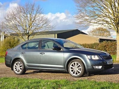 Used Skoda Octavia Elegance 150 HP (110 kW) 2015 Grey Hatchback