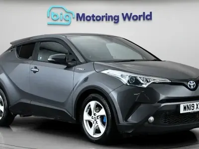 Used Toyota C-HR 122 HP (89 kW) 2019 Grey SUV