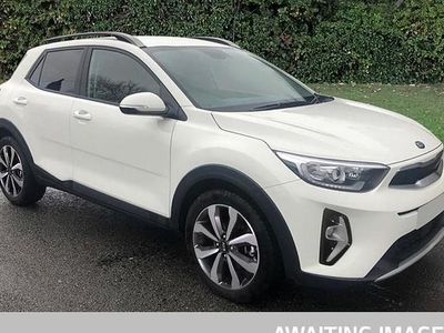Used 2021 Kia Stonic SUV | £11,386 (Fair price)