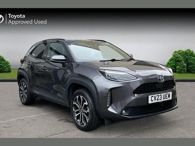 Used Toyota Yaris Cross Design 113 HP (83 kW) 2023 Grey SUV
