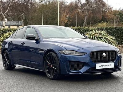 Usado Jaguar XE R-Dynamic 250 HP (183 kW) 2021 Azul Sedan
