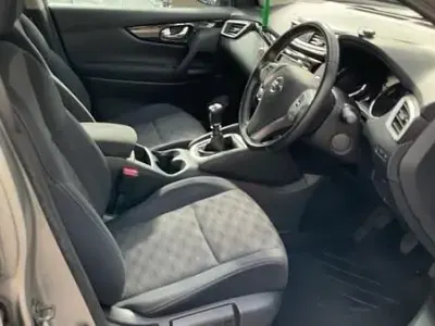 Używany Nissan Qashqai Acenta Premium 115 KM (84 kW) 2014 Srebrny SUV