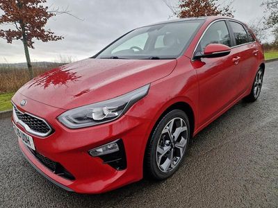 Red Used 2019 Kia Ceed First Edition Hatchback | £10,295 (Fair price)