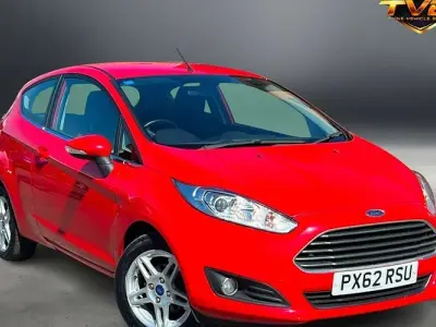 Used Ford Fiesta Zetec 82 HP (60 kW) 2013 Red Hatchback