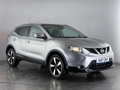 Used Nissan Qashqai N-Connecta 131 HP (96 kW) 2016 Silver SUV