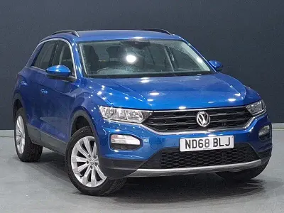 Used VW T-Roc SE 115 HP (84 kW) 2019 Blue SUV