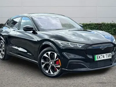 Used Ford Mustang Premium 351 HP (258 kW) 2024 Black Estate