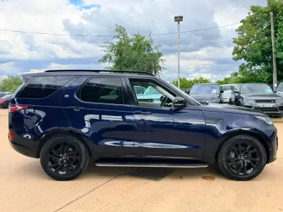 Used Land Rover Discovery Landmark 306 HP (225 kW) 2019 Blue SUV