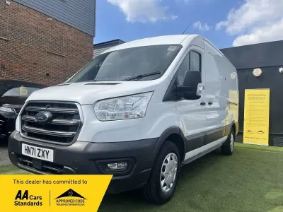 Usado Ford Transit Trend 130 HP (95 kW) 2021 Branco Van