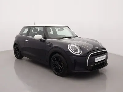 Begagnad Mini Cooper Exclusive 134 HK (98 kW) 2022 Blå Halvkombi