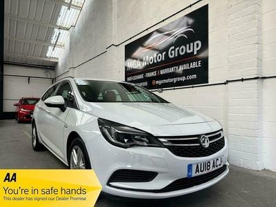 White Used 2018 Vauxhall Astra Design Edition Estate | £4,000 (Good price)