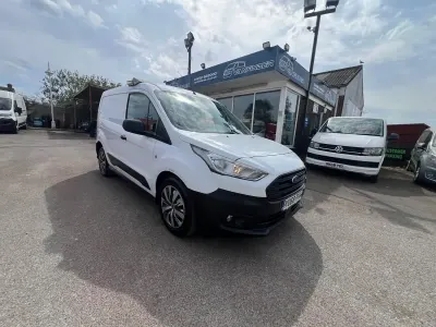 Used Ford Transit 100 HP (73 kW) 2018 White Van