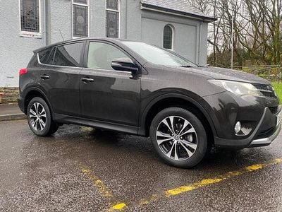 Used Toyota RAV4 124 HP (91 kW) 2015 Brown SUV