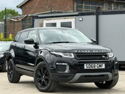 Używany Land Rover Range Rover evoque SE 150 KM (110 kW) 2018 Czarny Kombi