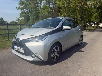 Used Toyota Aygo X-clusiv 2018 Silver Hatchback