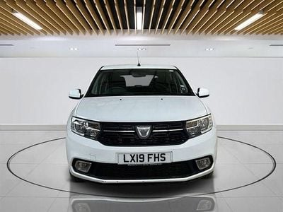 Begagnad Dacia Sandero Comfort 90 HK (66 kW) 2018 Vit Halvkombi