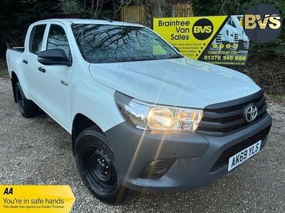 White Used 2020 Toyota HiLux Active Pickup | £15,950 (Super price)