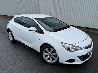 Used Vauxhall Astra GTC Sport 2015 White Hatchback