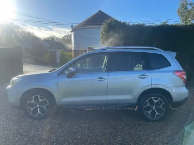 Usado Subaru Forester 150 HP (110 kW) 2015 Prateado SUV