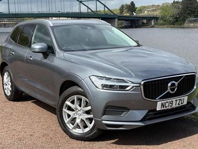 Usado Volvo XC60 Momentum 190 HP (139 kW) 2019 Cinzento SUV