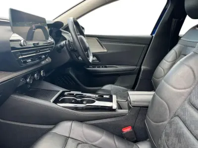 Used Citroën C5 X Shine 222 HP (163 kW) 2023 Blue Estate