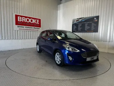Used Ford Fiesta Zetec 70 HP (51 kW) 2017 Blue Hatchback