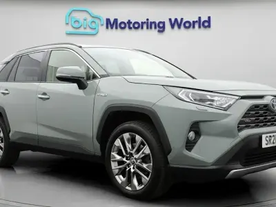 Used Toyota RAV4 Hybrid 222 HP (163 kW) 2021 Green SUV
