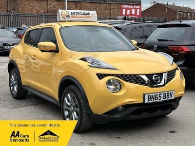Used Nissan Juke Tekna 2015 Yellow SUV