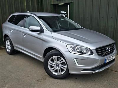 Usado Volvo XC60 SE 190 HP (139 kW) 2017 Prateado SUV
