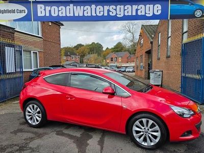 Red Used 2015 Vauxhall Astra GTC SRi Coupe | £3,490 (Fair price)