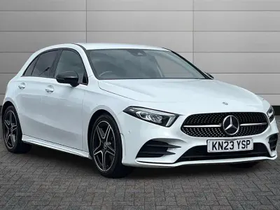 Używany Mercedes A200 Executive 163 KM (119 kW) 2023 Biały Hatchback