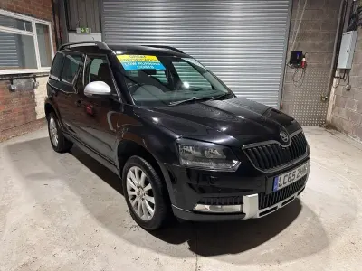 Used Skoda Yeti SE 110 HP (80 kW) 2015 Black SUV