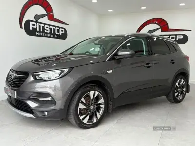 Used Vauxhall Grandland X Sport 130 HP (95 kW) 2018 Grey SUV