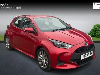 Usata Toyota Yaris Hybrid 116 CV (85 kW) 2026 Utilitaria