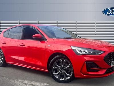 Używany Ford Focus ST-Line 125 KM (91 kW) 2023 Czerwony Hatchback