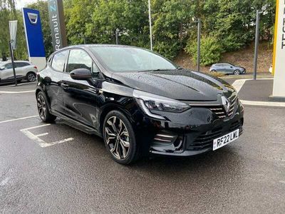 Used Renault Clio V SE 140 HP (102 kW) 2022 Diamond black  Hatchback