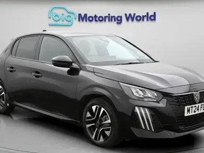 Used Peugeot 208 Allure 101 HP (74 kW) 2024 Black Hatchback