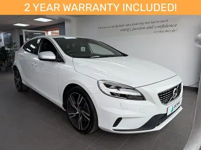 Used Volvo V40 R-Design Pro 152 HP (111 kW) 2018 Ice white Hatchback