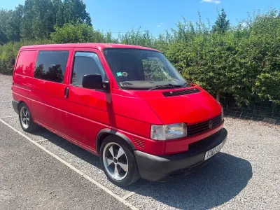 Used VW T4 68 HP (50 kW) 1999 Red Van