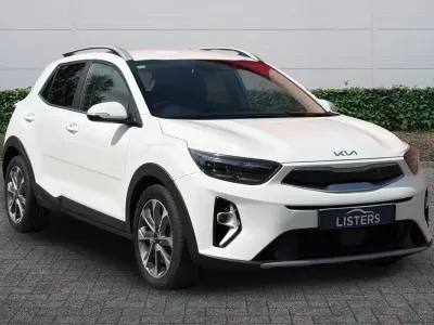 Used Kia Stonic 100 HP (73 kW) 2023 White SUV
