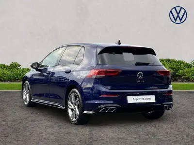 Used VW Golf VIII R-line 150 HP (110 kW) 2024 Blue Hatchback