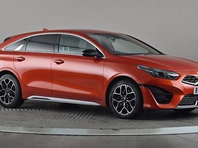 Used Kia ProCeed GT-Line 157 HP (115 kW) 2024 Orange Estate