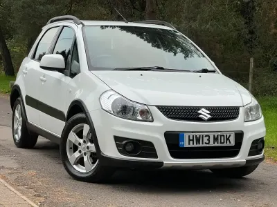 Used Suzuki SX4 SZ4 118 HP (86 kW) 2017 White Hatchback