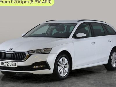 Used Skoda Octavia SE Technology 110 HP (80 kW) 2022 White Estate