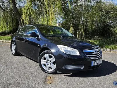 Used Vauxhall Insignia 130 HP (95 kW) 2010 Black Hatchback