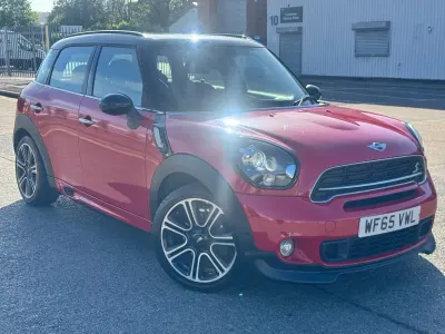 Used Mini Cooper SD 2015 Red Hatchback