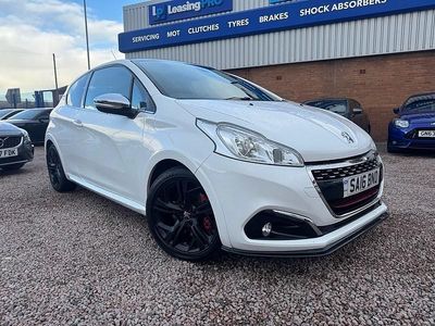 White Used 2016 Peugeot 208 Prestige Hatchback | £7,447 (Fair price)