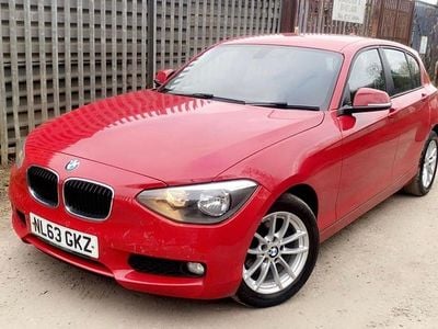 Used BMW 118 2013 Red Hatchback