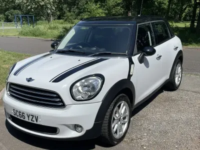 Used Mini Cooper Countryman 2016 White SUV