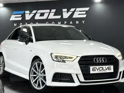 Usado Audi A3 Black Edition 150 HP (110 kW) 2017 Branco Sedan